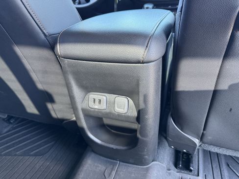 Certified 2022 GMC Canyon AT4 w/ Trailering Package image 17