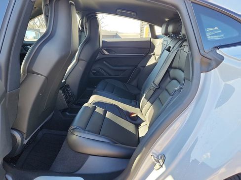 New 2026 Porsche Taycan image 9