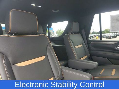 Used 2023 GMC Yukon AT4 image 26