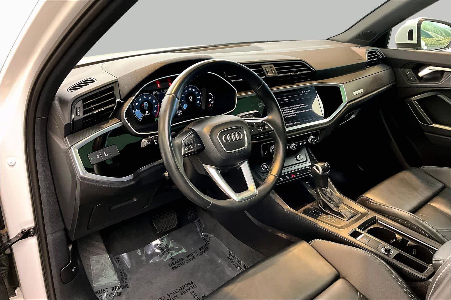 Certified 2023 Audi Q3 2.0T Premium AWD/4WD image 17