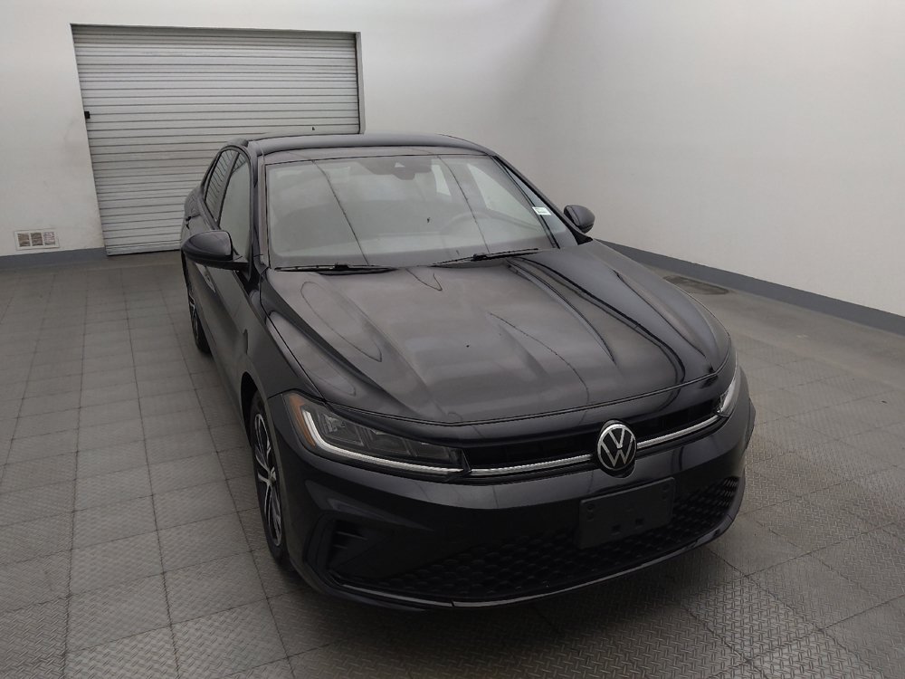 Used 2025 Volkswagen Jetta Sport FWD image 14