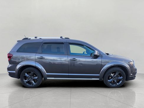 Used 2018 Dodge Journey Crossroad w/ Nav & Sun Group image 5