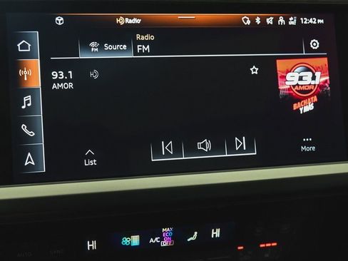 Used 2023 Audi Q4 e-tron Premium Plus w/ Premium Plus image 22