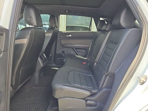 Used 2021 Volkswagen Atlas Cross Sport SEL Premium R-Line image 15