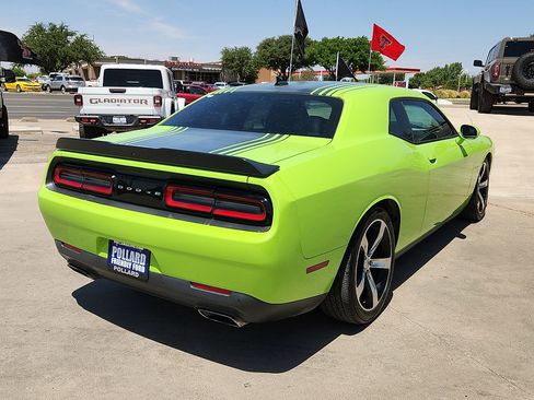 Used 2015 Dodge Challenger R/T Plus RWD image 3