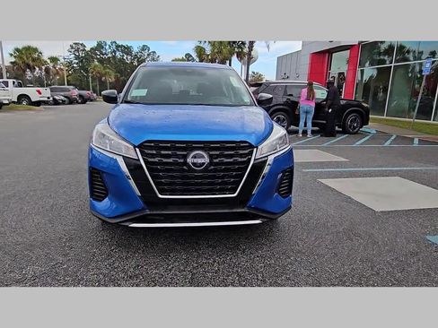 New 2025 Nissan Kicks Play S image 19