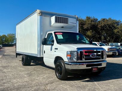 Used 2019 Ford E-350 and Econoline 350 Super Duty w/ Power Windows & Locks Group