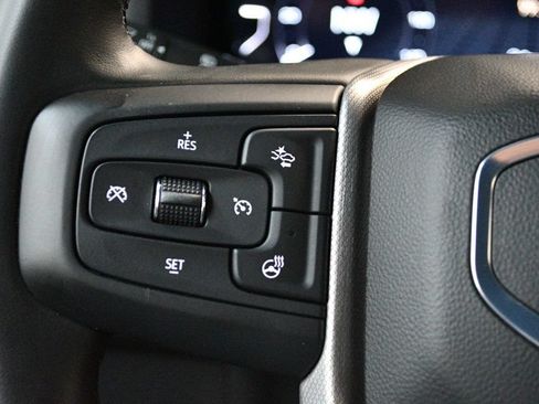 Used 2024 GMC Yukon XL Denali AWD/4WD image 43