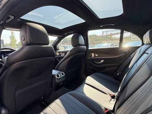Used 2023 Mercedes-Benz E 350 4MATIC Sedan image 27