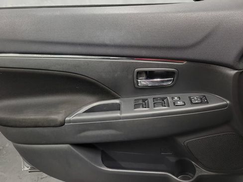 Used 2020 Mitsubishi Outlander Sport ES FWD image 23