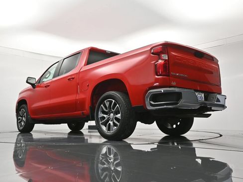 Used 2022 Chevrolet Silverado 1500 LT AWD/4WD image 43