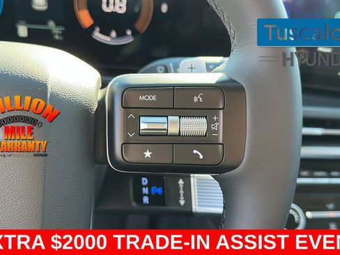 New 2025 Hyundai Santa Fe SE image 18