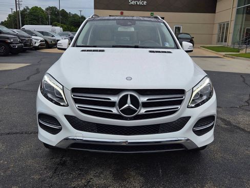 Used 2017 Mercedes-Benz GLE 350 4MATIC image 2