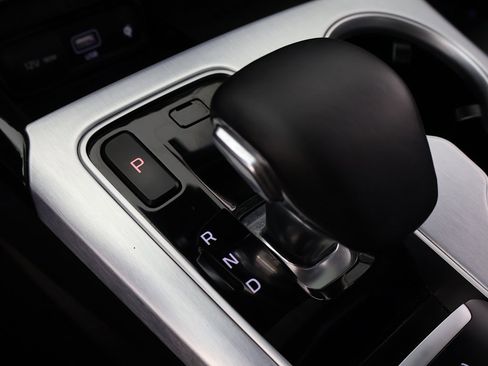 Used 2023 Kia Stinger GT2 image 62