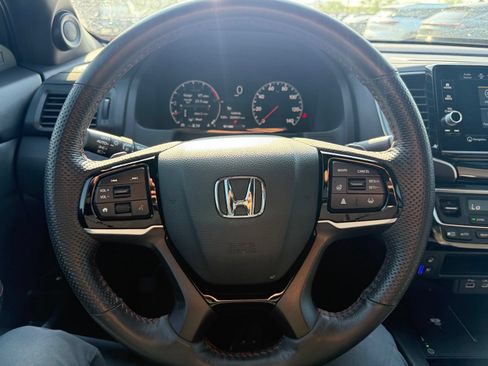 Used 2024 Honda Ridgeline Black Edition image 18