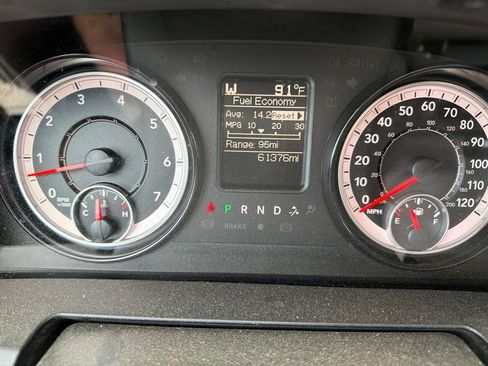 Used 2018 RAM 1500 Express RWD image 9