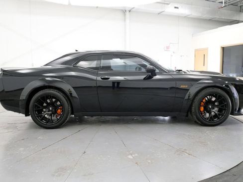 Used 2022 Dodge Challenger R/T Scat Pack RWD image 8