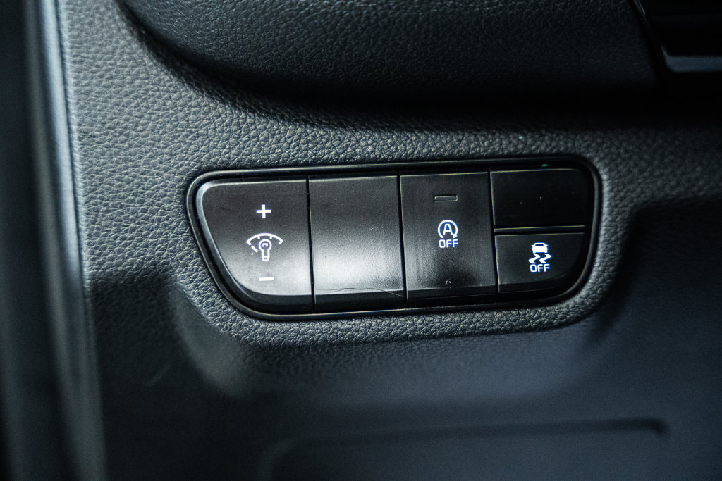 Used 2024 Kia Seltos S AWD/4WD image 40