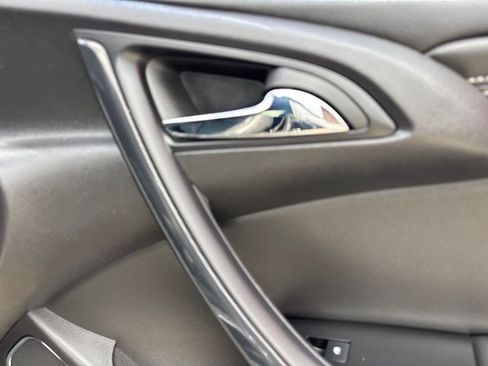 Used 2019 Buick Cascada Premium FWD image 49
