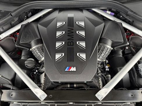 Certified 2025 BMW X7 M60i image 38