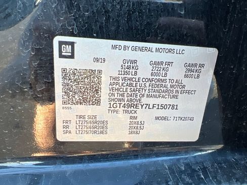Used 2026 Chevrolet Colorado ZR2 w/ Technology Package AWD/4WD image 36