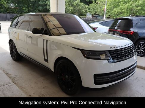 Used 2022 Land Rover Range Rover Long Wheelbase SE AWD/4WD image 3