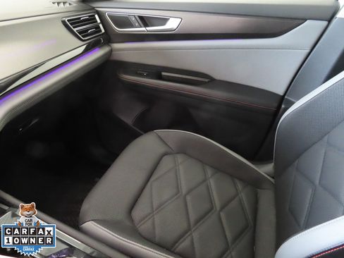 Used 2024 Volkswagen Atlas Peak Edition SE AWD/4WD image 21