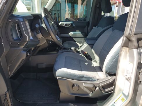 Used 2023 Ford Bronco Outer Banks image 19