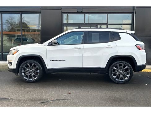 Used 2021 Jeep Compass Latitude image 9