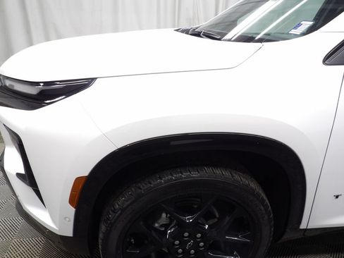 Used 2025 Chevrolet Traverse RS w/ LPO, Floor Liner Package AWD/4WD image 46