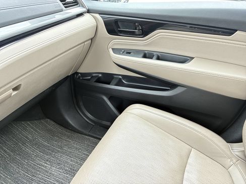 Used 2024 Honda Odyssey Elite image 33