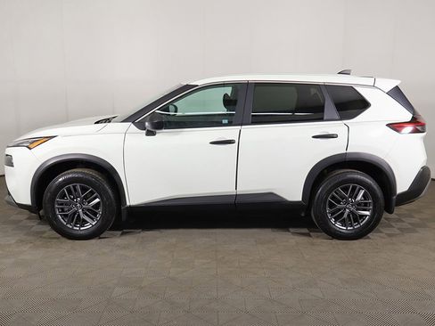 Used 2023 Nissan Rogue S AWD/4WD image 14