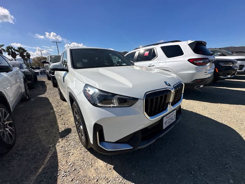 Used 2023 BMW X1 xDrive28i w/ Convenience Package AWD/4WD image 2