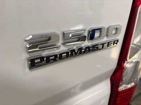 Used 2025 RAM ProMaster 2500 w/ U-Haul Equipment Group FWD image 24