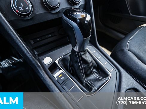 Used 2022 Volkswagen Taos SE image 44