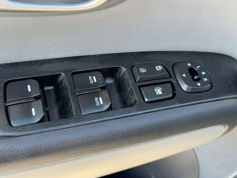 Used 2014 Kia Soul image 23