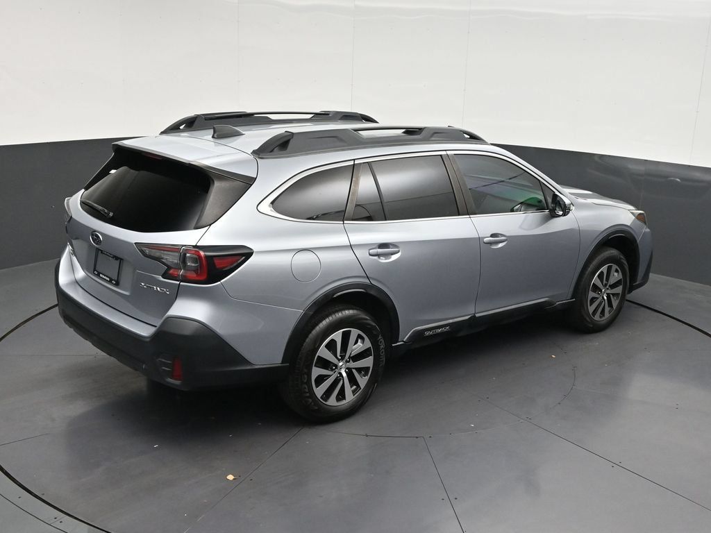 Used 2022 Subaru Outback Premium AWD/4WD image 18