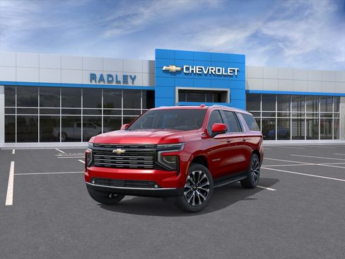 New 2026 Chevrolet Suburban High Country w/ Sun And Tow Package AWD/4WD image 8