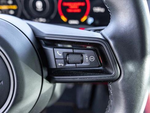 Used 2021 Porsche Taycan image 15