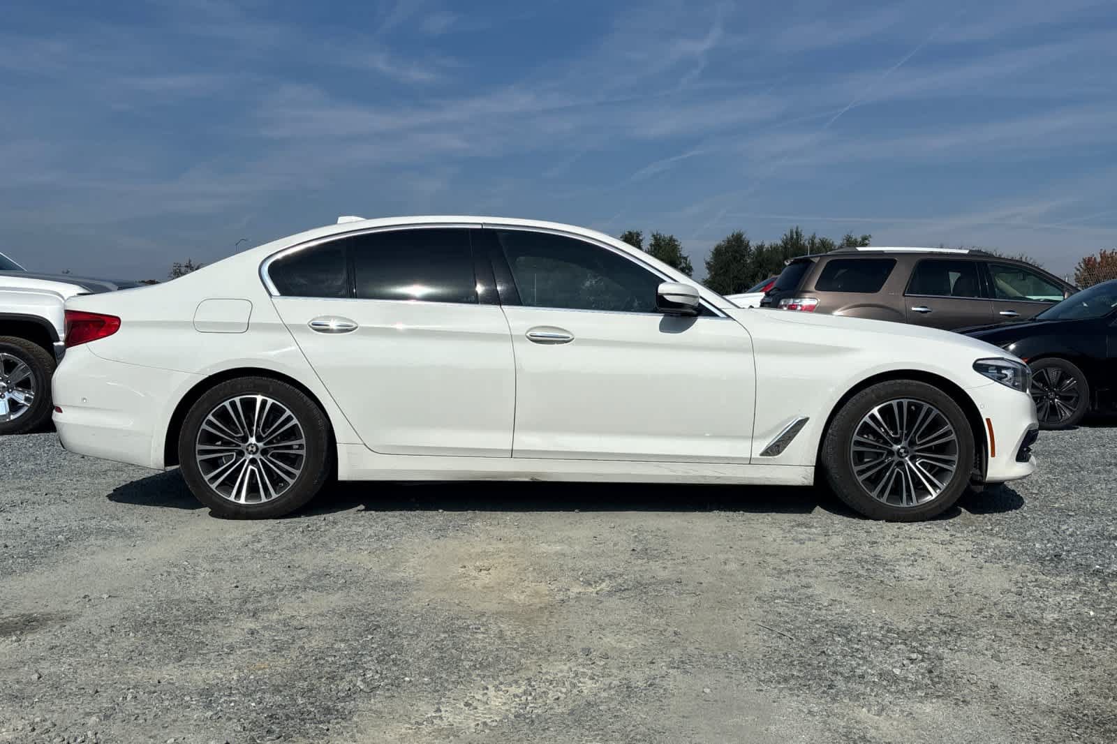 Used 2017 BMW 530i RWD image 8