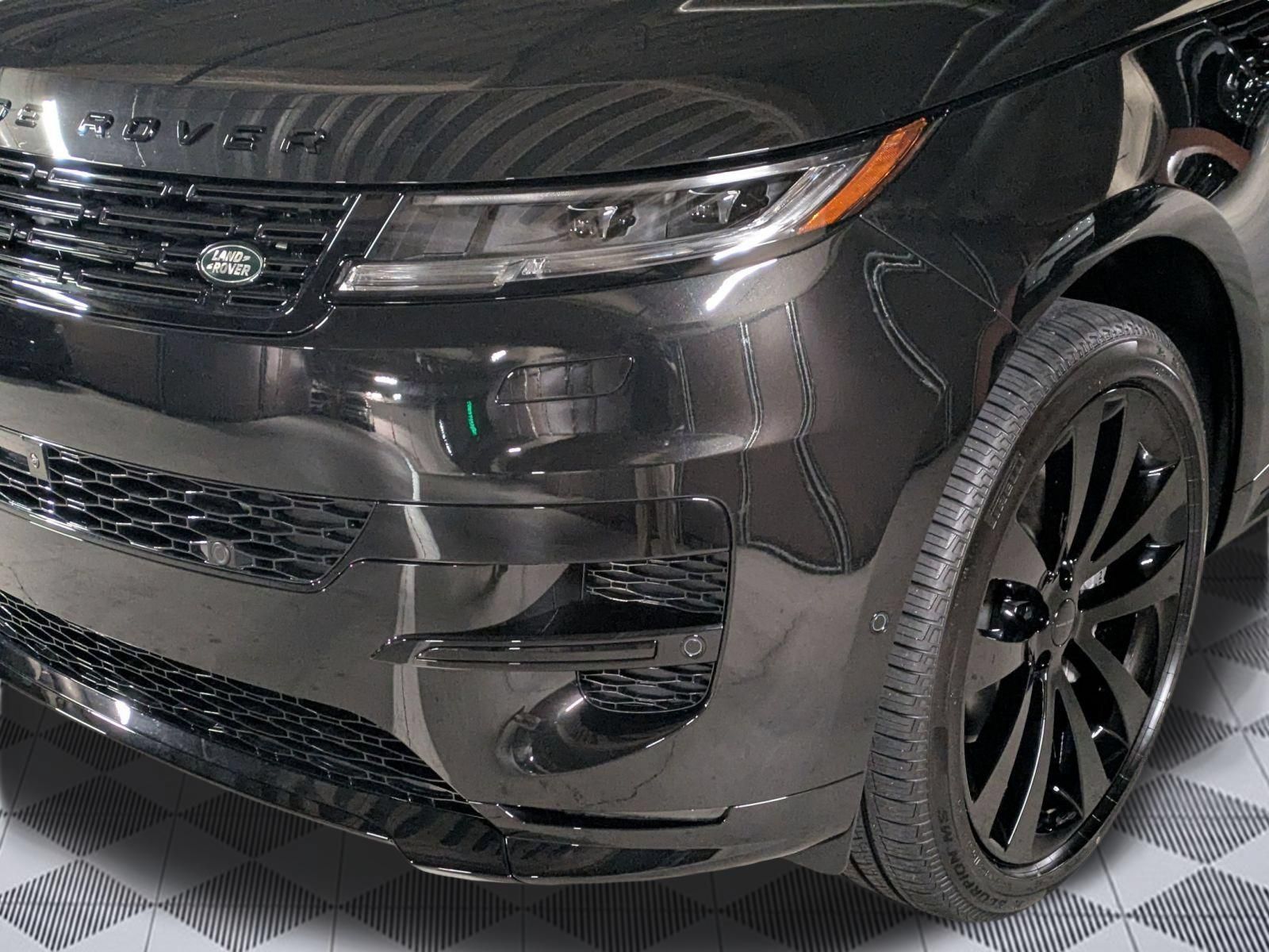 New 2026 Land Rover Range Rover Sport Dynamic SE AWD/4WD image 10