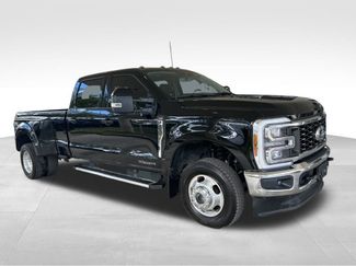 Used 2024 Ford F350 Lariat video 2