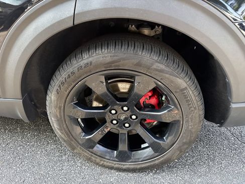 Used 2022 Ford Explorer ST w/ Equipment Group 401A AWD/4WD image 19