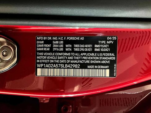 Used 2025 Porsche Macan S image 37