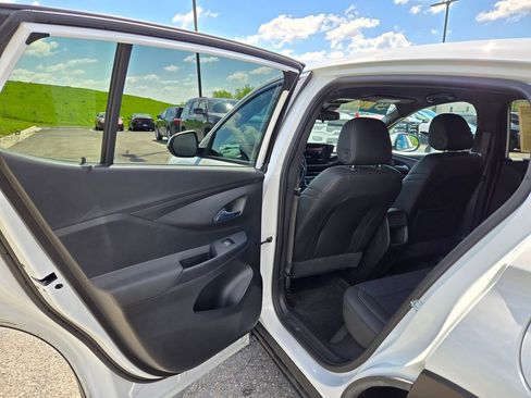 Used 2024 Buick Envista Preferred w/ Convenience I Package FWD image 27