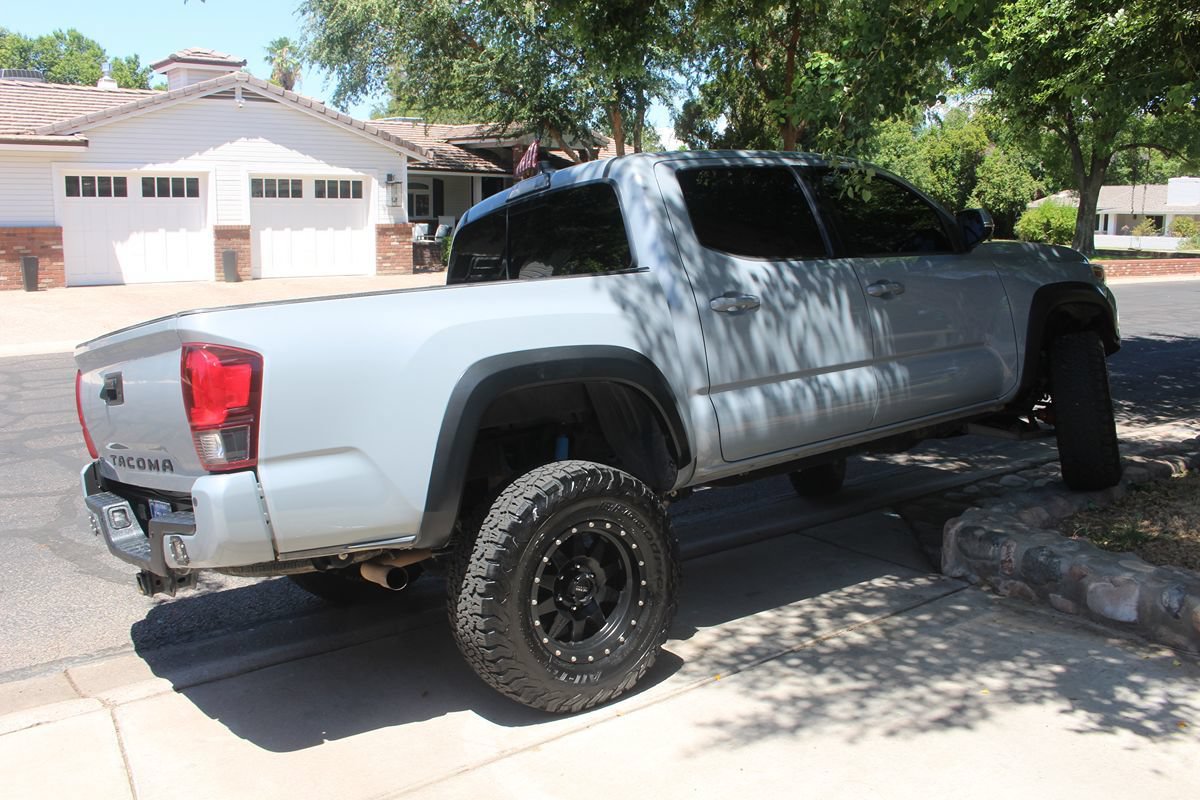 Used 2019 Toyota Tacoma TRD Off-Road AWD/4WD image 43