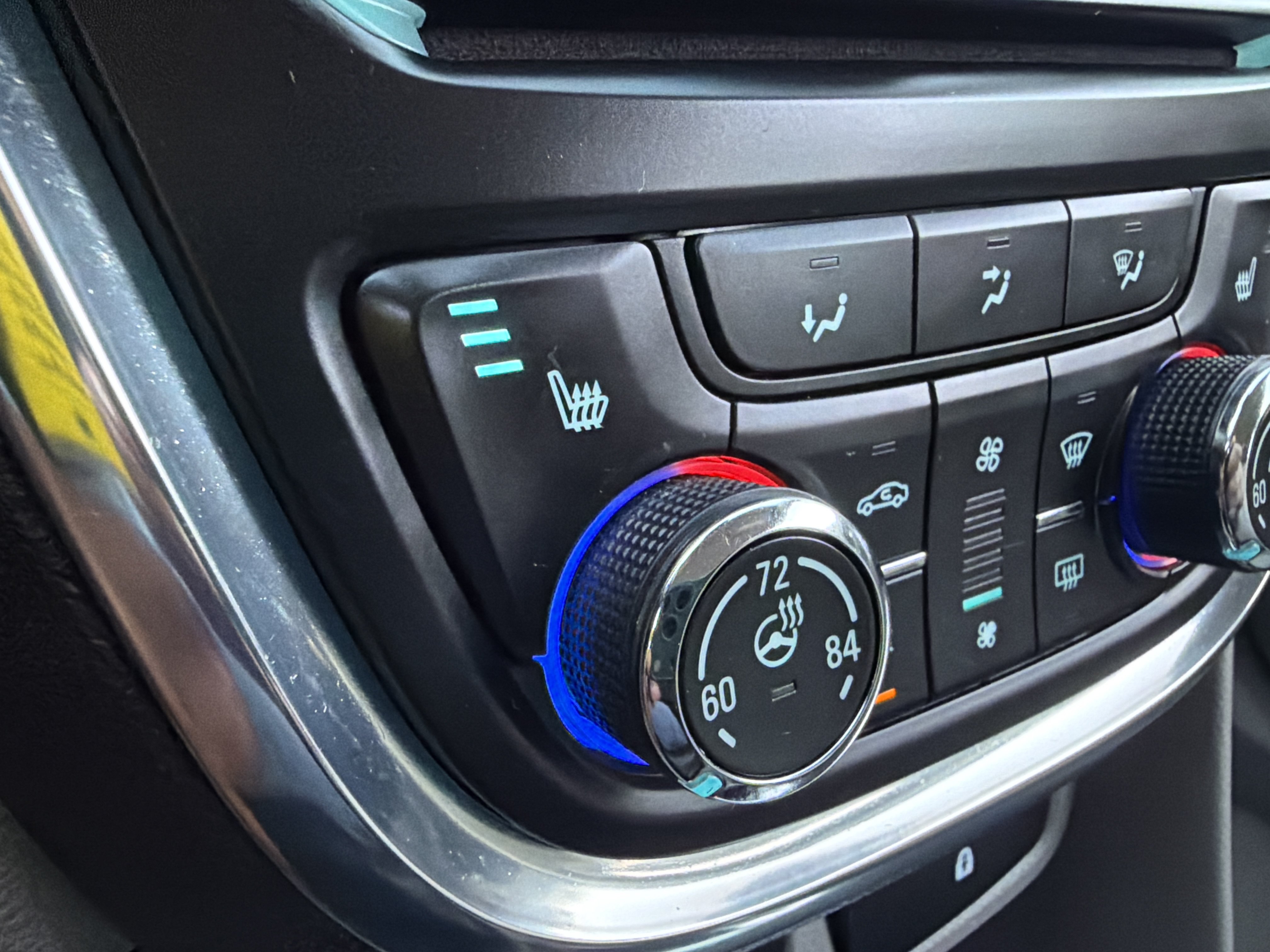 Used 2013 Buick Encore Leather FWD image 34