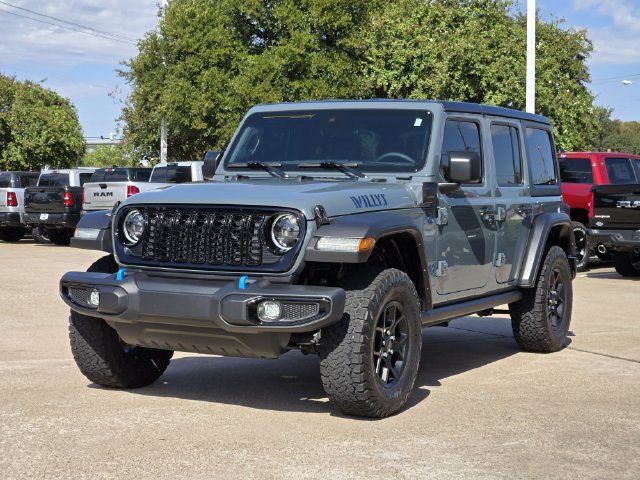 Used 2024 Jeep Wrangler Unlimited AWD/4WD image 3