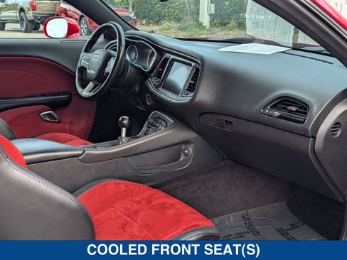 Used 2016 Dodge Challenger R/T Scat Pack w/ Leather Interior Group RWD image 15