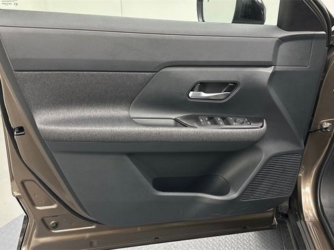 New 2026 Nissan Kicks SV w/ SV Premium Package image 16